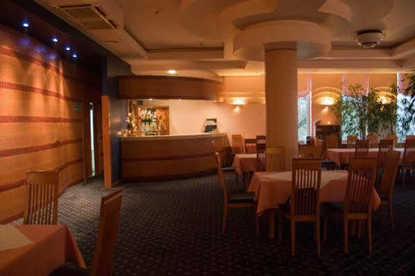 Hotel Naramowice 2*